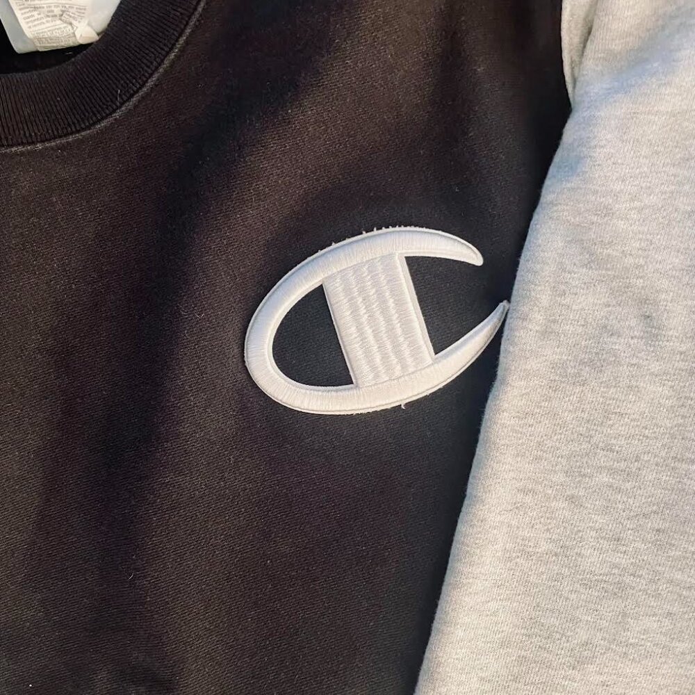 Champion Reverse Weave Split Tri Color Embroidere… - image 3